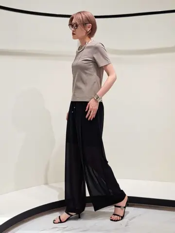 GRACE CONTINENTAL 今野　志保 コーディネート画像