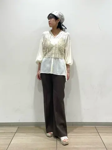 GRACE CONTINENTAL yoshi コーディネート画像