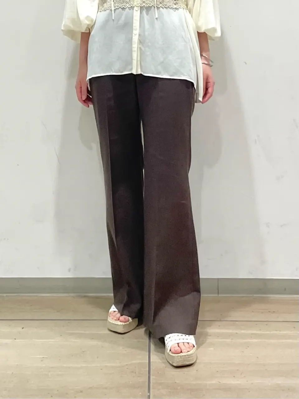 GRACE CONTINENTAL yoshi コーディネート画像