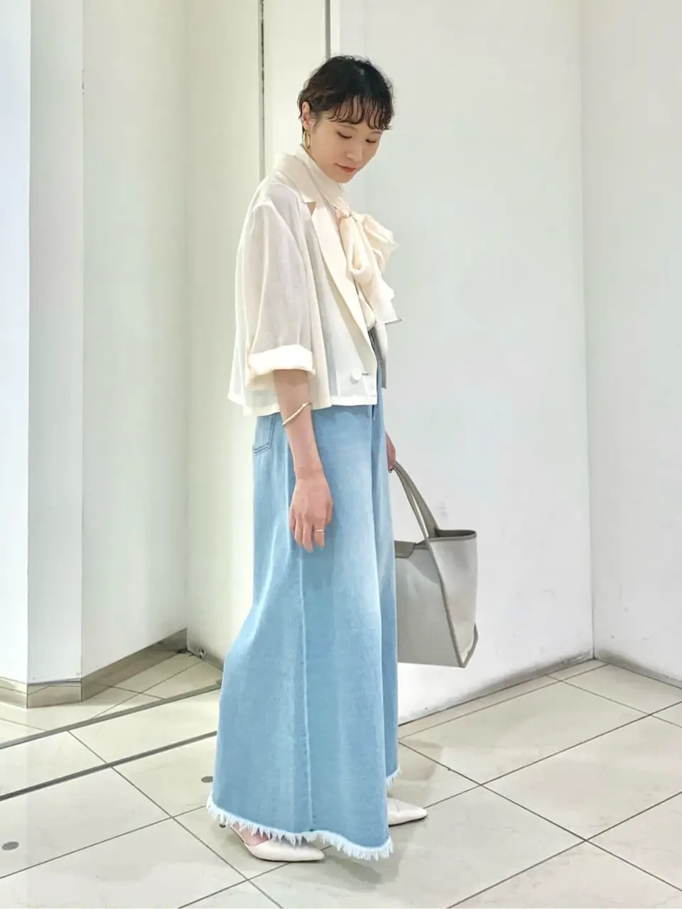 GRACE CONTINENTAL haruka iwasaki コーディネート画像