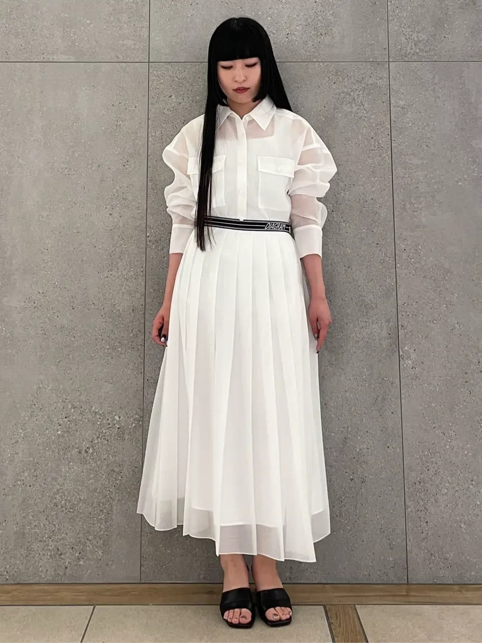 GRACE CONTINENTAL 清水　杏梨 コーディネート画像