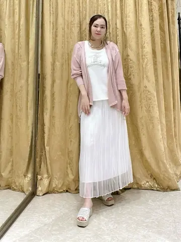 GRACE CONTINENTAL 泉　敦子 コーディネート画像