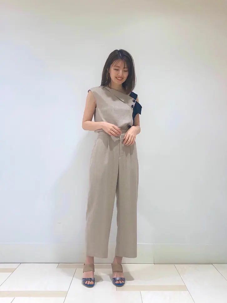 GRACE CONTINENTAL minami コーディネート画像