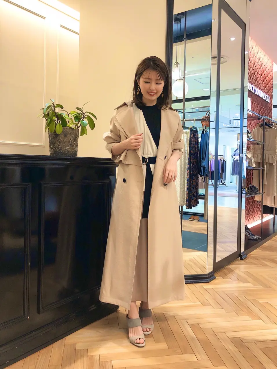 GRACE CONTINENTAL minami コーディネート画像