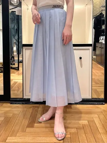 GRACE CONTINENTAL K.SASAKI コーディネート画像