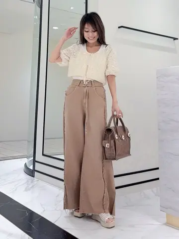 GRACE CONTINENTAL yukimi yonee コーディネート画像