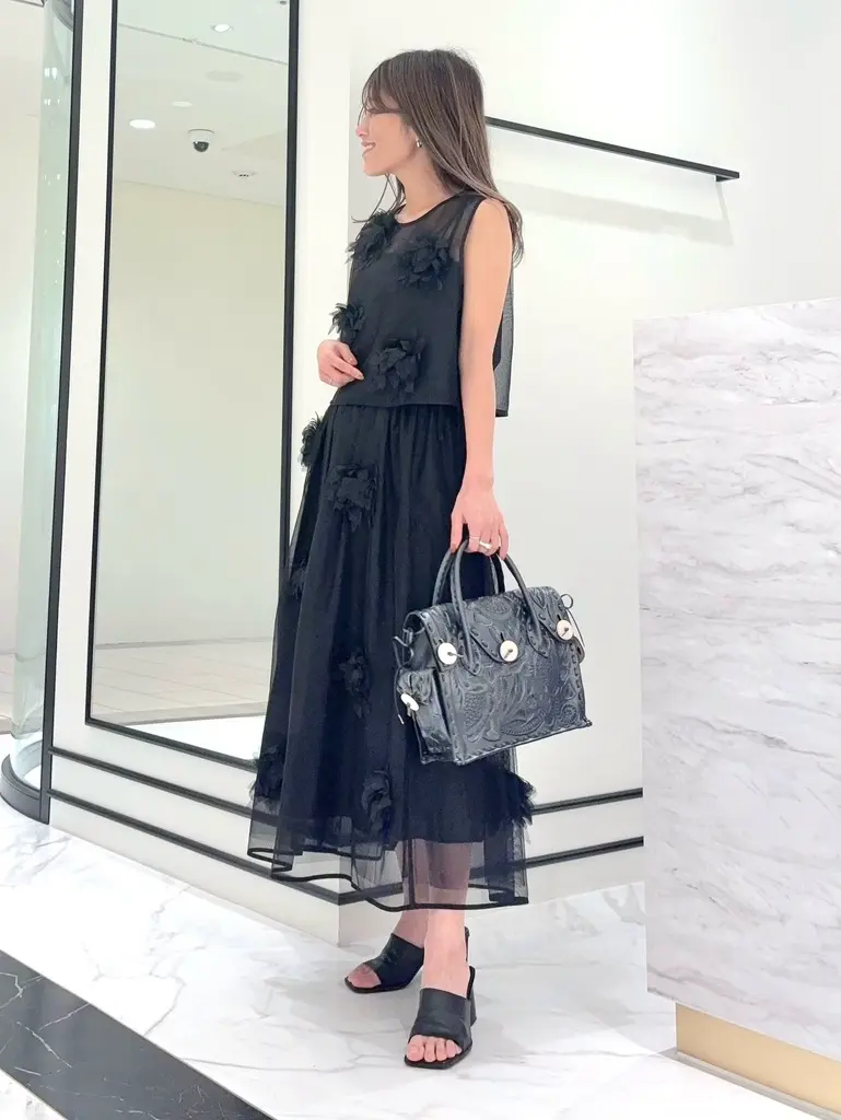 GRACE CONTINENTAL yukimi yonee コーディネート画像