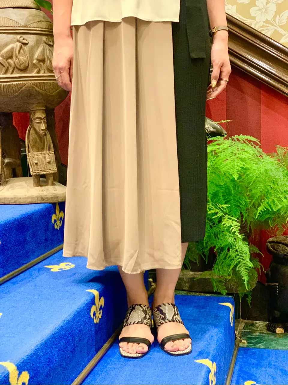 GRACE CONTINENTAL 小笠原　春菜 コーディネート画像