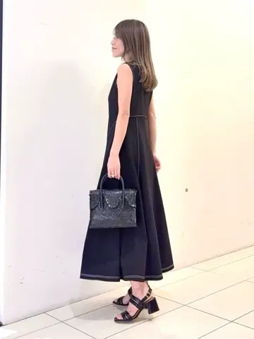 GRACE CONTINENTAL yukimi yonee コーディネート画像