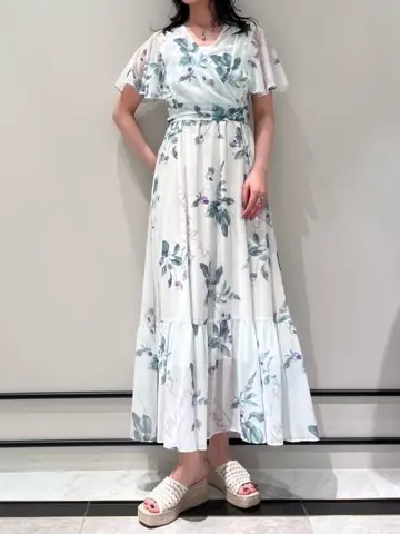 GRACE CONTINENTAL OZAWA コーディネート画像