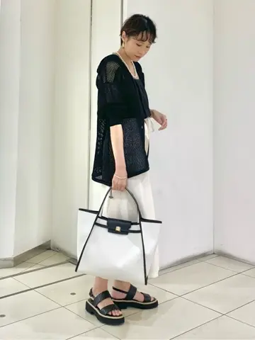 GRACE CONTINENTAL haruka iwasaki コーディネート画像