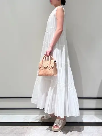 GRACE CONTINENTAL OZAWA コーディネート画像