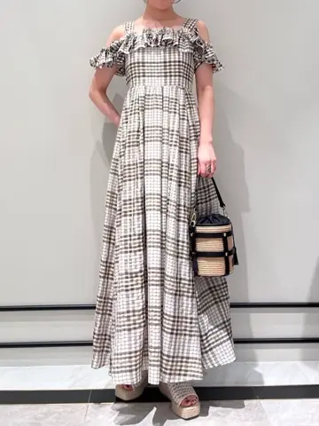 GRACE CONTINENTAL OZAWA コーディネート画像