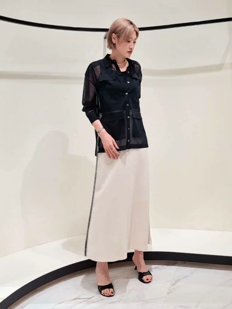 GRACE CONTINENTAL 今野　志保 コーディネート画像