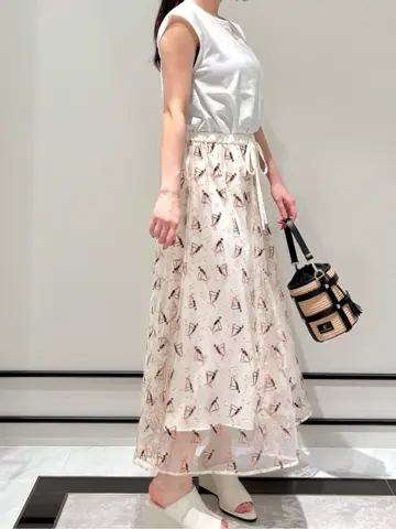 GRACE CONTINENTAL Shiori コーディネート画像