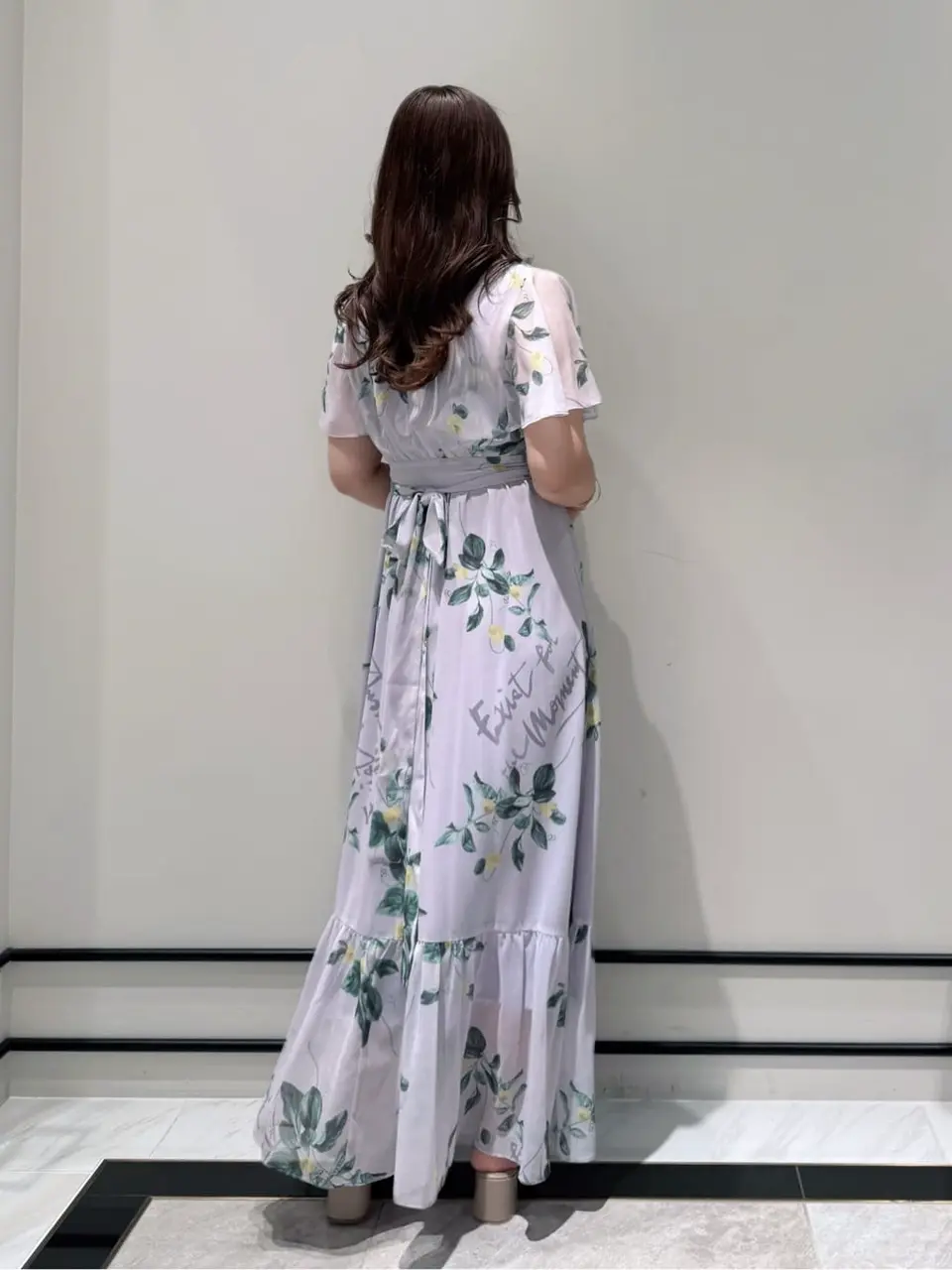 GRACE CONTINENTAL MOMOKO コーディネート画像