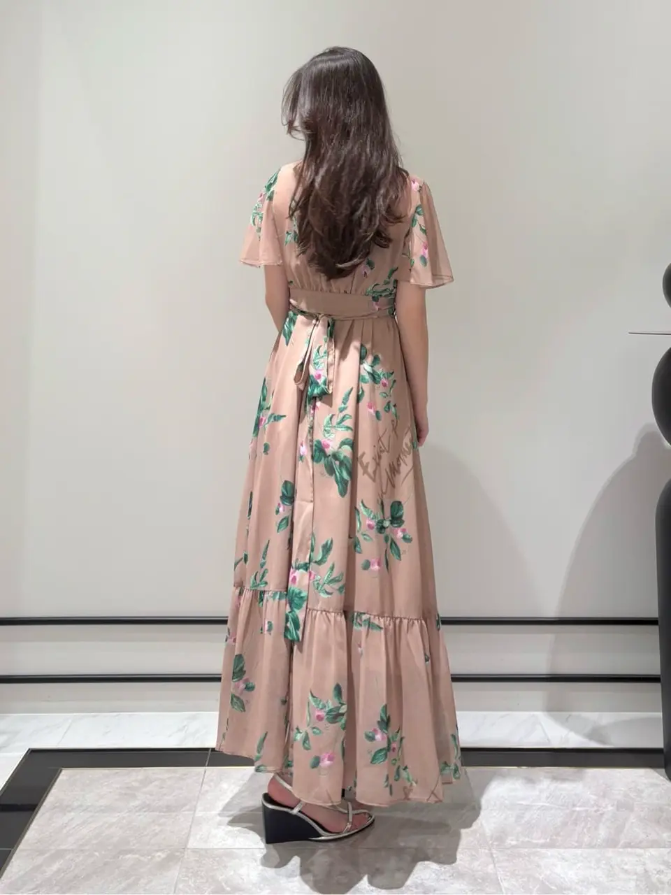 GRACE CONTINENTAL Shiori コーディネート画像