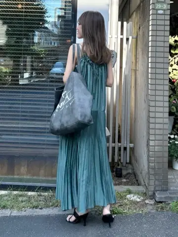 GRACE CONTINENTAL yukimi yonee コーディネート画像