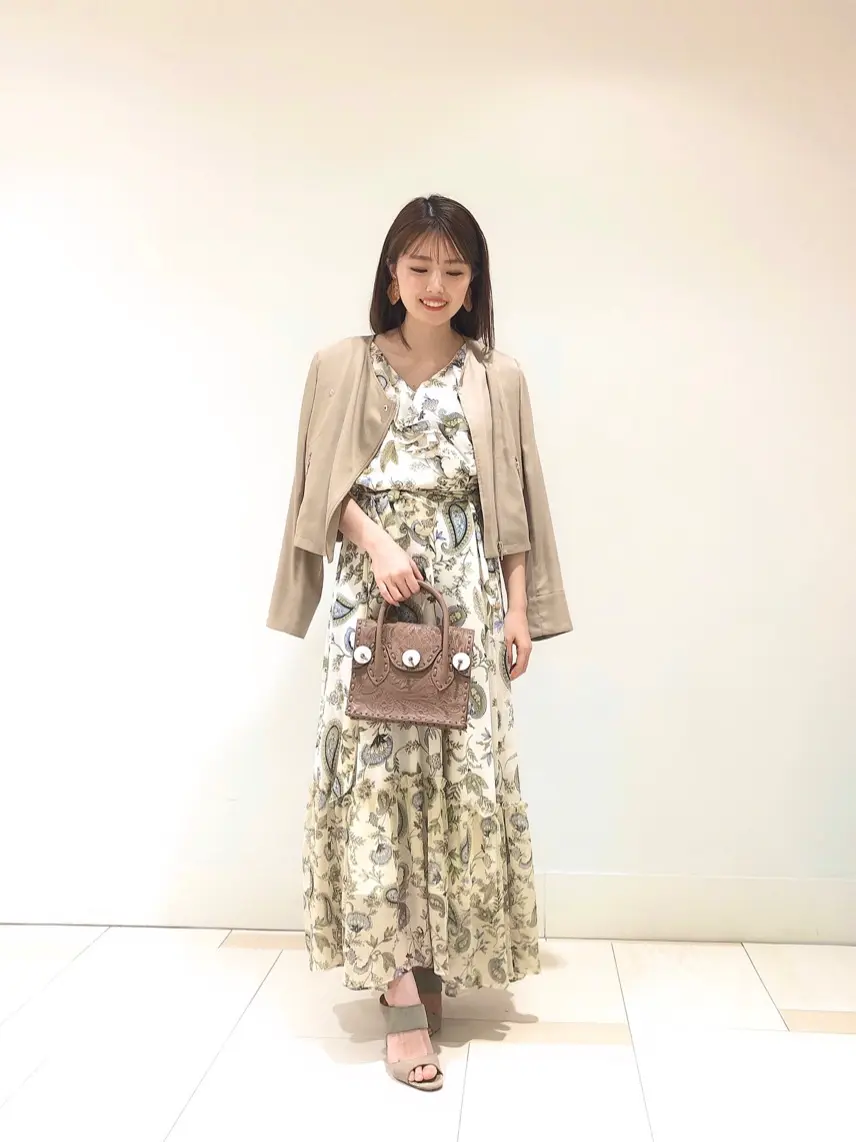 GRACE CONTINENTAL minami コーディネート画像