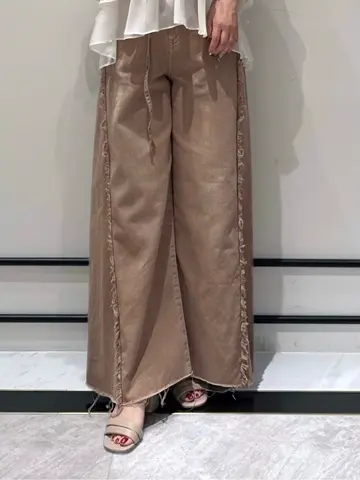 GRACE CONTINENTAL MOMOKO コーディネート画像