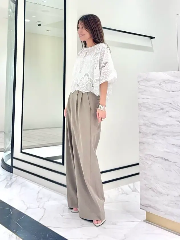 GRACE CONTINENTAL yukimi yonee コーディネート画像