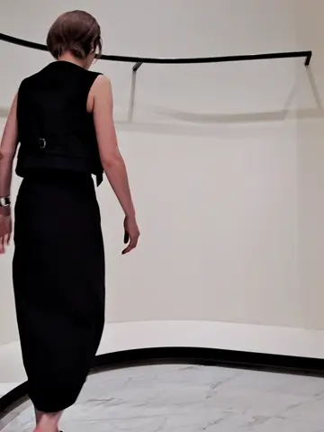 GRACE CONTINENTAL 今野　志保 コーディネート画像