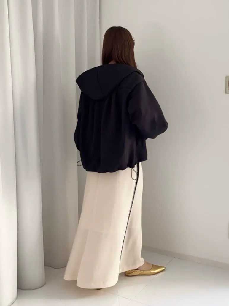 GRACE CONTINENTAL Hikaru Okada コーディネート画像