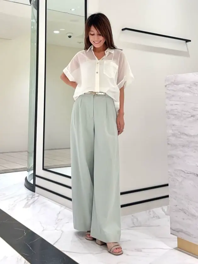 GRACE CONTINENTAL yukimi yonee コーディネート画像