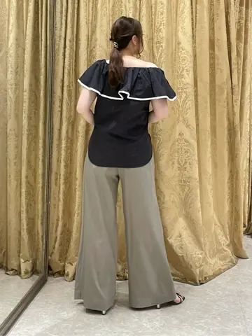 GRACE CONTINENTAL 泉　敦子 コーディネート画像