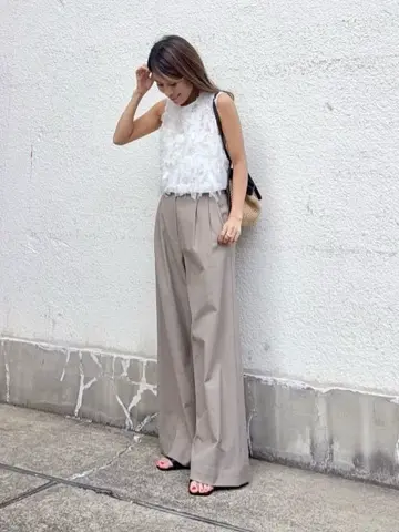 GRACE CONTINENTAL yukimi yonee コーディネート画像