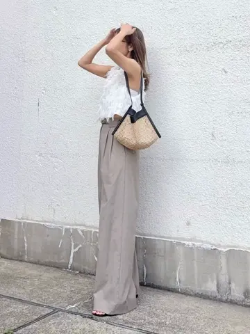 GRACE CONTINENTAL yukimi yonee コーディネート画像