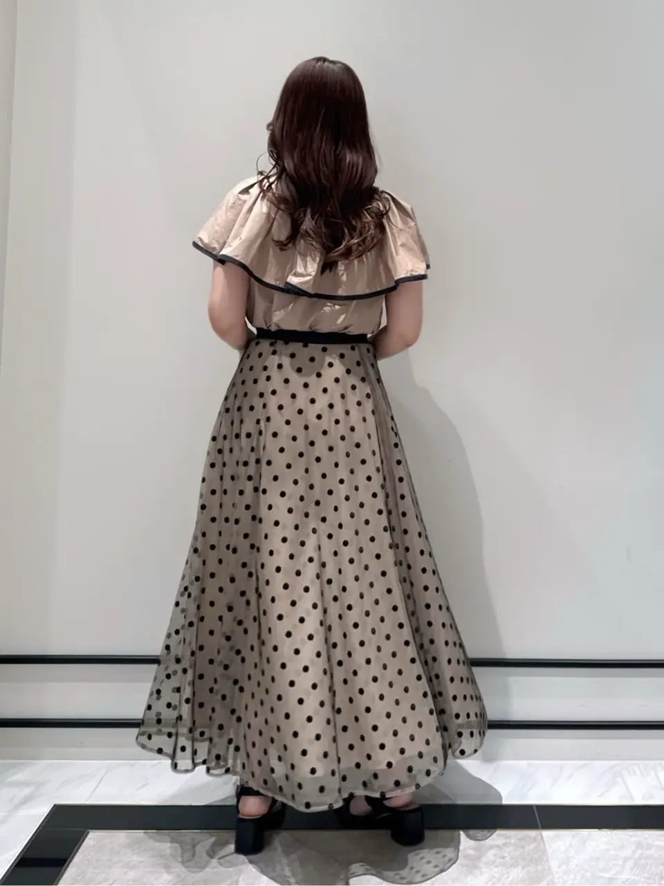 GRACE CONTINENTAL MOMOKO コーディネート画像