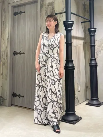 GRACE CONTINENTAL minami コーディネート画像