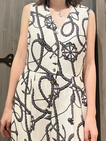 GRACE CONTINENTAL minami コーディネート画像