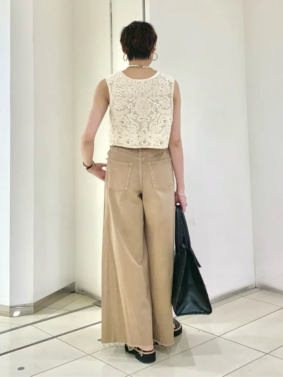 GRACE CONTINENTAL haruka iwasaki コーディネート画像