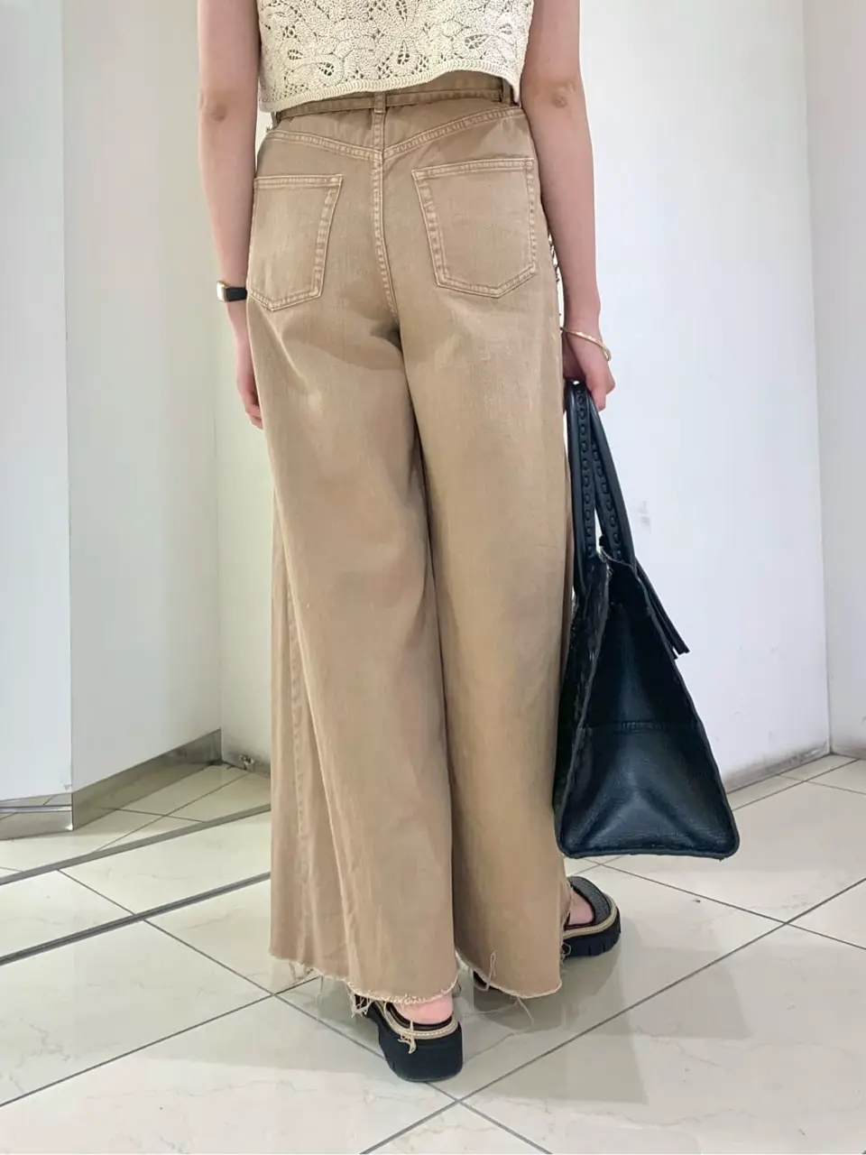 GRACE CONTINENTAL haruka iwasaki コーディネート画像