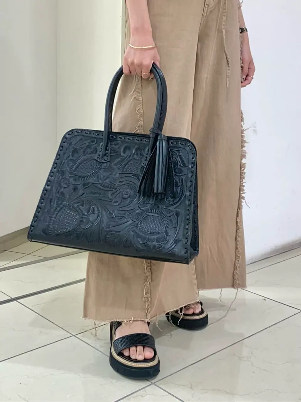 GRACE CONTINENTAL haruka iwasaki コーディネート画像