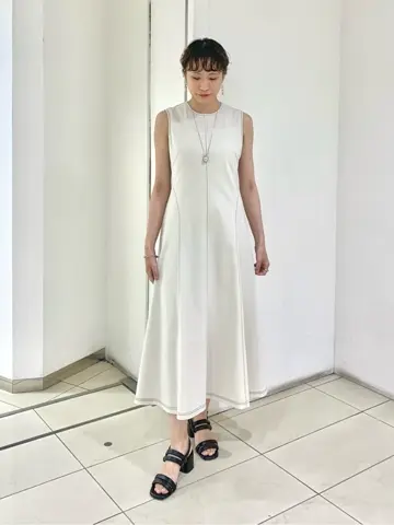 GRACE CONTINENTAL haruka iwasaki コーディネート画像