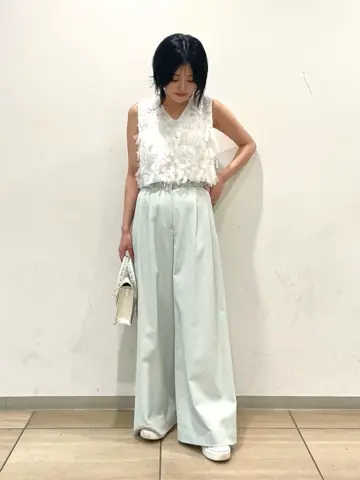 GRACE CONTINENTAL yoshi コーディネート画像