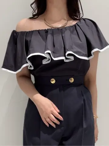 GRACE CONTINENTAL MOMOKO コーディネート画像