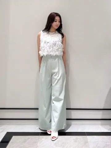 GRACE CONTINENTAL MOMOKO コーディネート画像