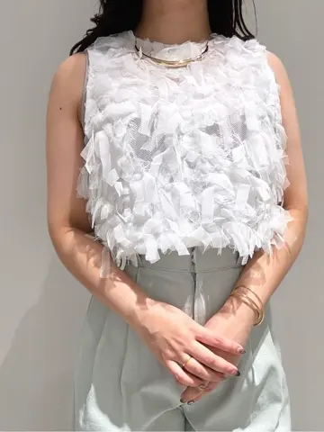 GRACE CONTINENTAL MOMOKO コーディネート画像