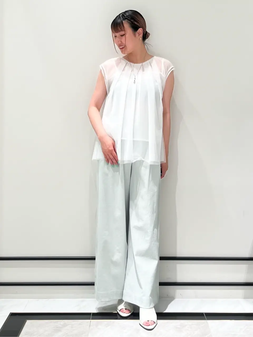 GRACE CONTINENTAL CHISAKO.S コーディネート画像