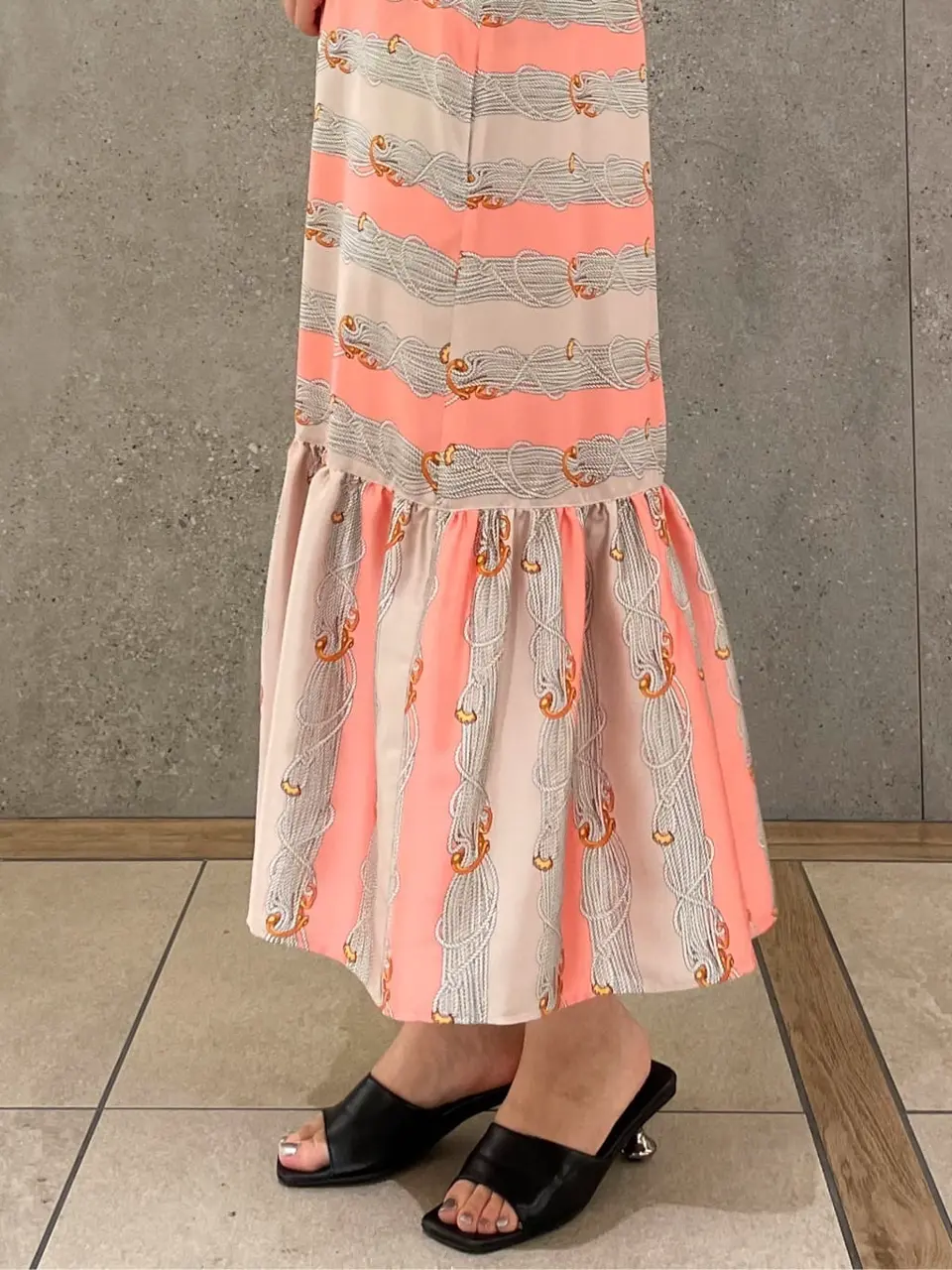 GRACE CONTINENTAL 清水　杏梨 コーディネート画像