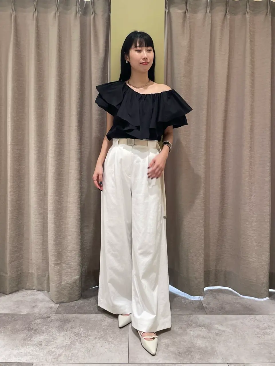 GRACE CONTINENTAL 端場　わかな コーディネート画像