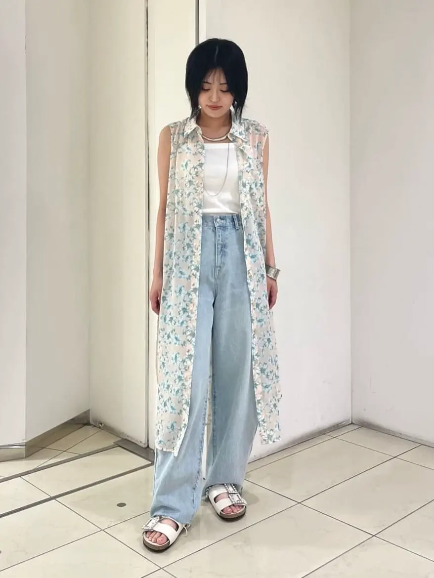 GRACE CONTINENTAL yoshi コーディネート画像