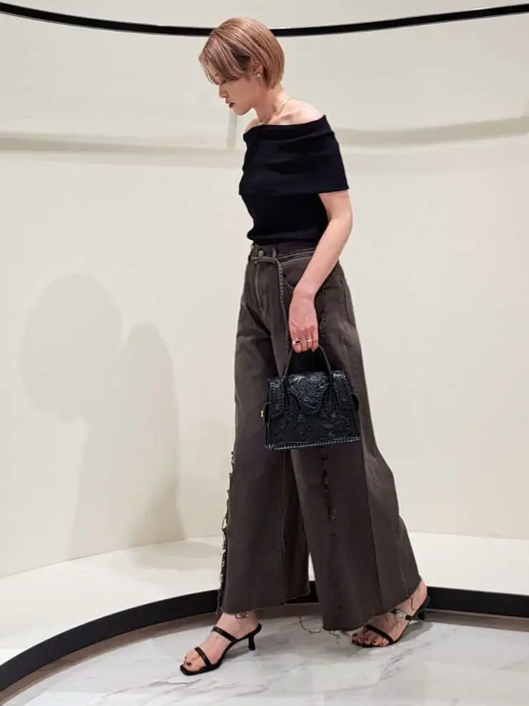 GRACE CONTINENTAL 今野　志保 コーディネート画像