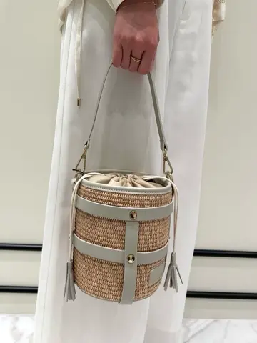 GRACE CONTINENTAL Taura コーディネート画像