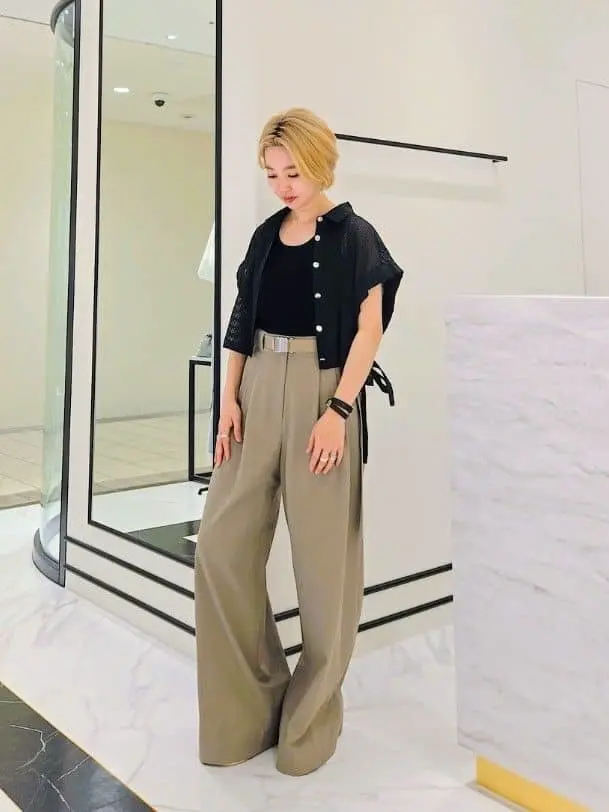  isono yui コーディネート画像