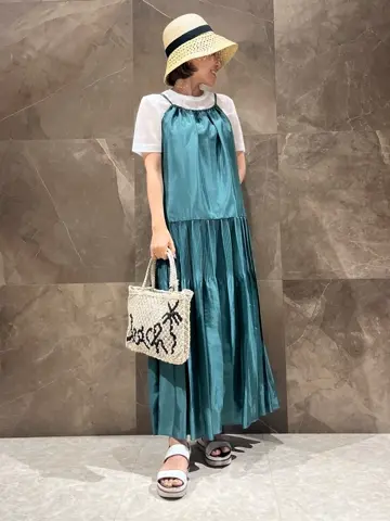 GRACE CONTINENTAL 穐山　香織 コーディネート画像